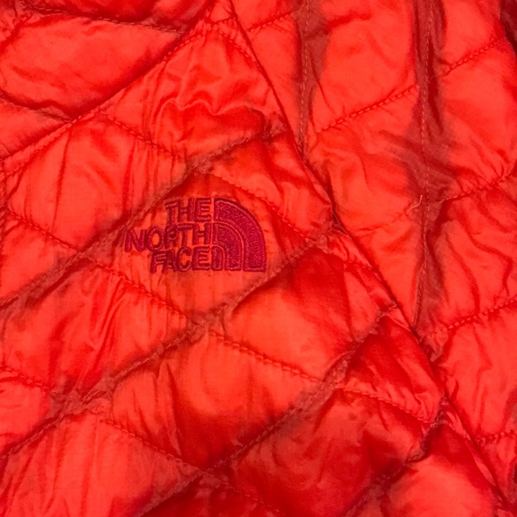 North Face THERMOBALL Jacket - Picture 2 of 5